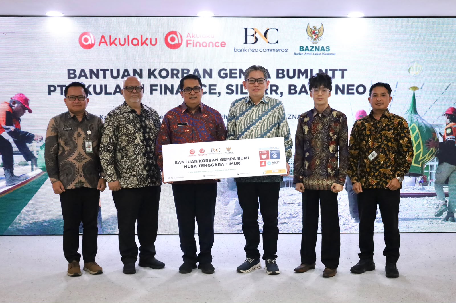 Perkuat Kolaborasi Kemanusiaan, Akulaku Group Salurkan Rp75 Juta untuk Penyintas Gempa NTT melalui BAZNAS RI